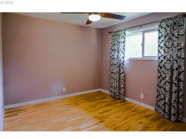 2682 HARRIS St, Eugene, OR 97405