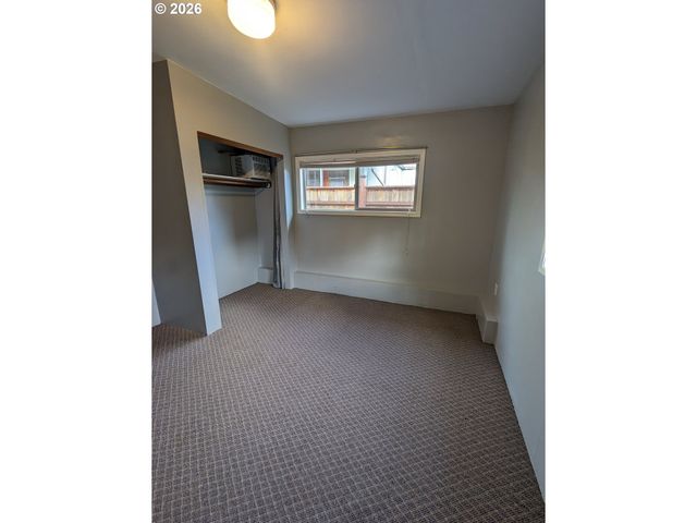 2682 HARRIS St, Eugene, OR 97405