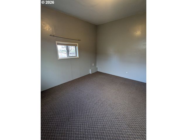 2682 HARRIS St, Eugene, OR 97405