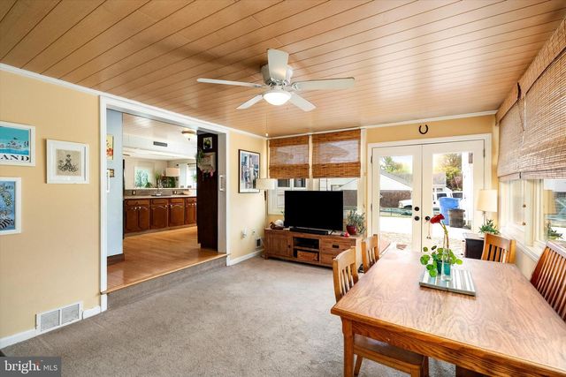16 SAINT MARTINS RD, Cherry Hill, NJ 08002