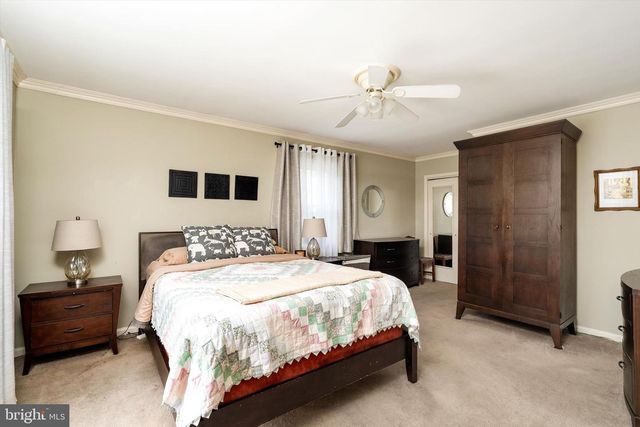 16 SAINT MARTINS RD, Cherry Hill, NJ 08002