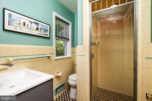 16 SAINT MARTINS RD, Cherry Hill, NJ 08002