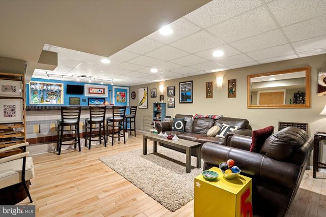 16 SAINT MARTINS RD, Cherry Hill, NJ 08002