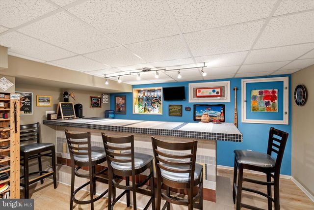 16 SAINT MARTINS RD, Cherry Hill, NJ 08002