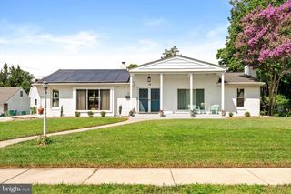 16 SAINT MARTINS RD, Cherry Hill, NJ 08002