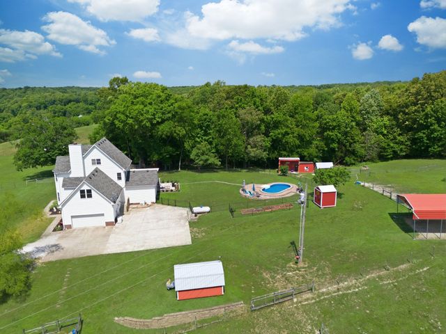 1732 Cedar Creek Road, Vanleer, TN 37181