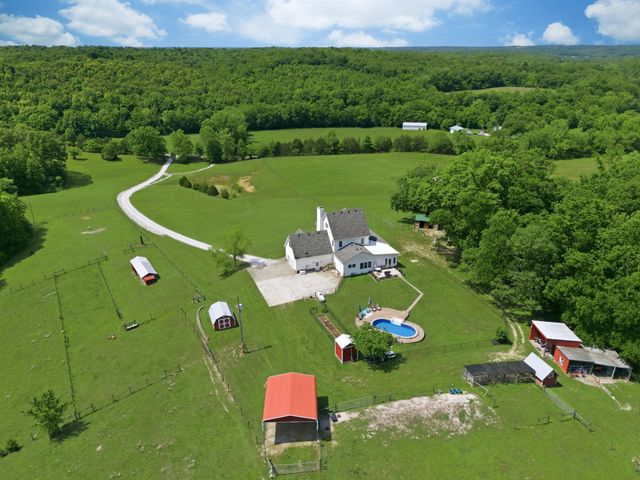 1732 Cedar Creek Road, Vanleer, TN 37181