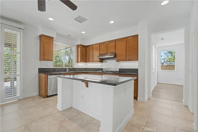 14326 Goose, Eastvale, CA 92880