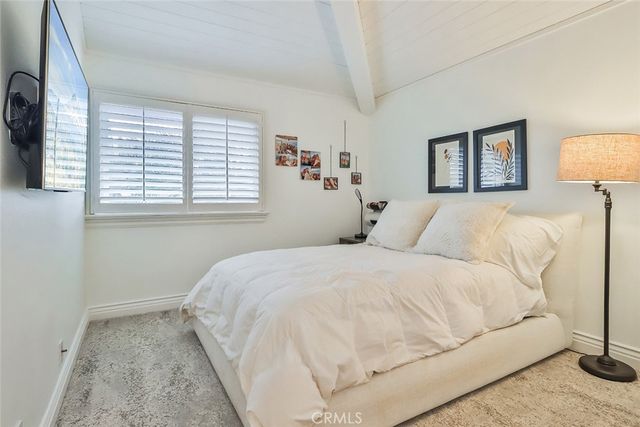 4658 Tam Oshanter Drive, Thousand Oaks, CA 91362