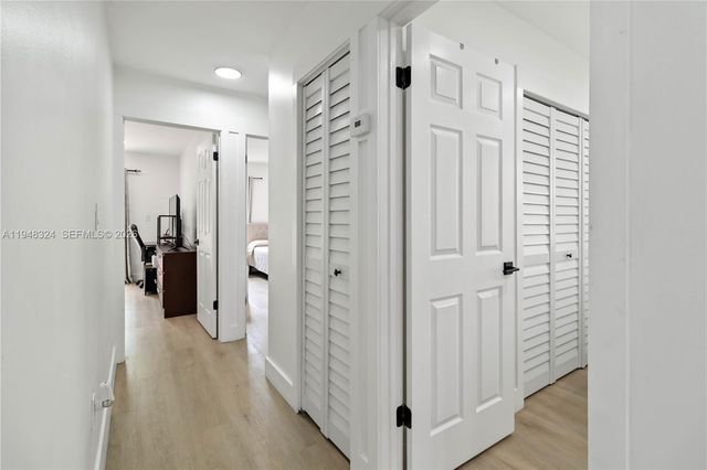 12241 SW 24th Ter 39, Miami, FL 33175