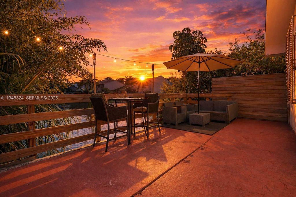 12241 SW 24th Ter 39, Miami, FL 33175