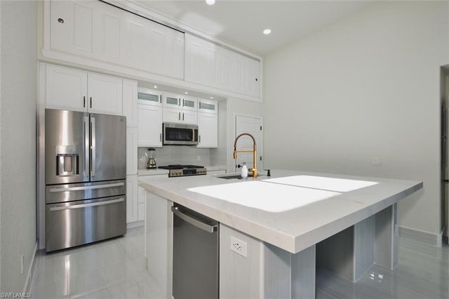 30000 Bermont RD, Punta Gorda, FL 33982