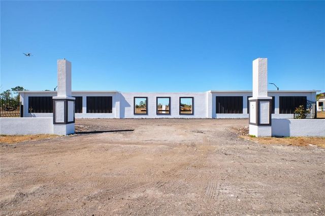 30000 Bermont RD, Punta Gorda, FL 33982