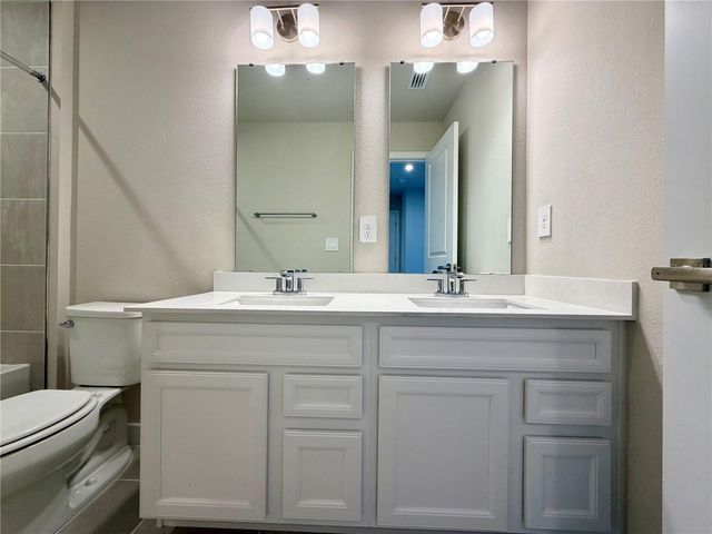 12326 AMBER CREEK CIRCLE, Lakewood Ranch, FL 34211