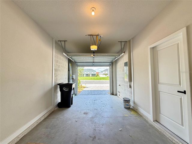 12326 AMBER CREEK CIRCLE, Lakewood Ranch, FL 34211