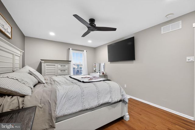 216 HAMPTON DR, Langhorne, PA 19047