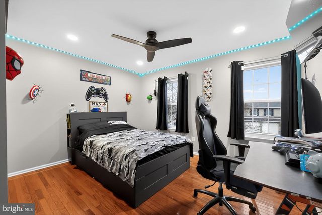 216 HAMPTON DR, Langhorne, PA 19047