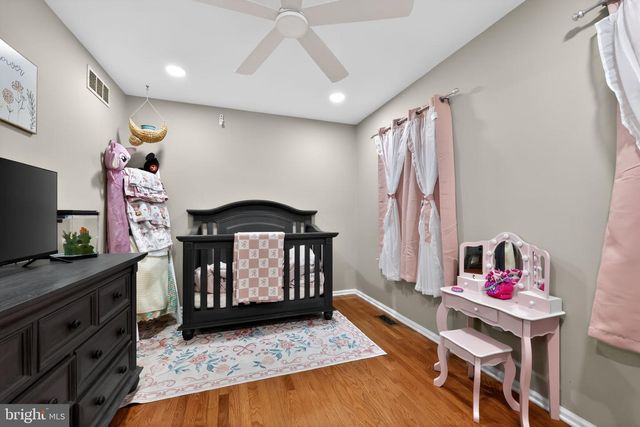 216 HAMPTON DR, Langhorne, PA 19047