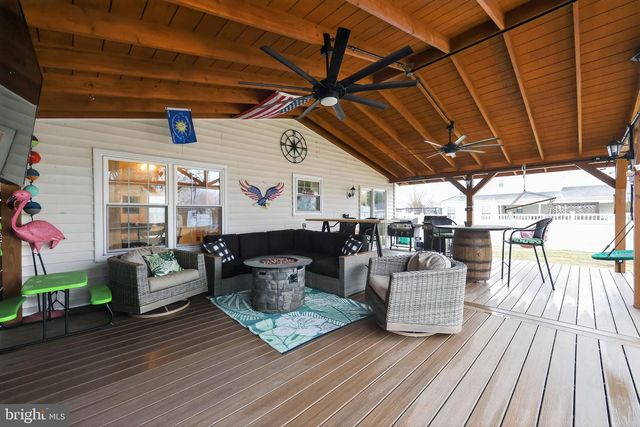 216 HAMPTON DR, Langhorne, PA 19047