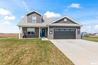413 Hodges Court, Chatham, IL 62629