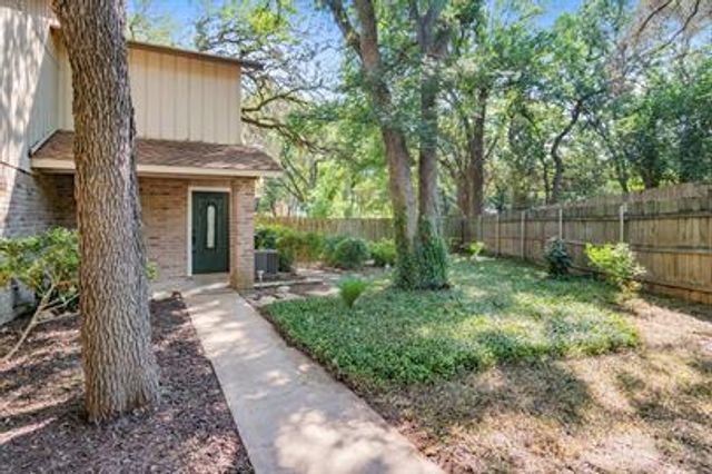 1506 Aquifer CV B, Austin, TX 78746