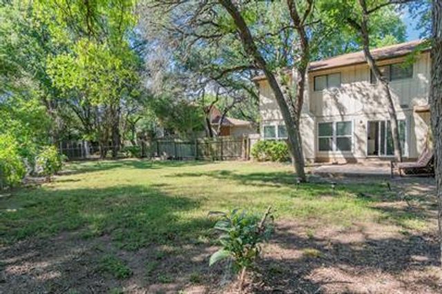 1506 Aquifer CV B, Austin, TX 78746