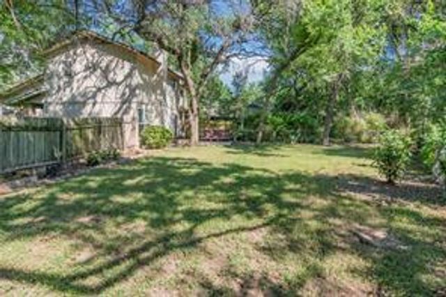 1506 Aquifer CV B, Austin, TX 78746