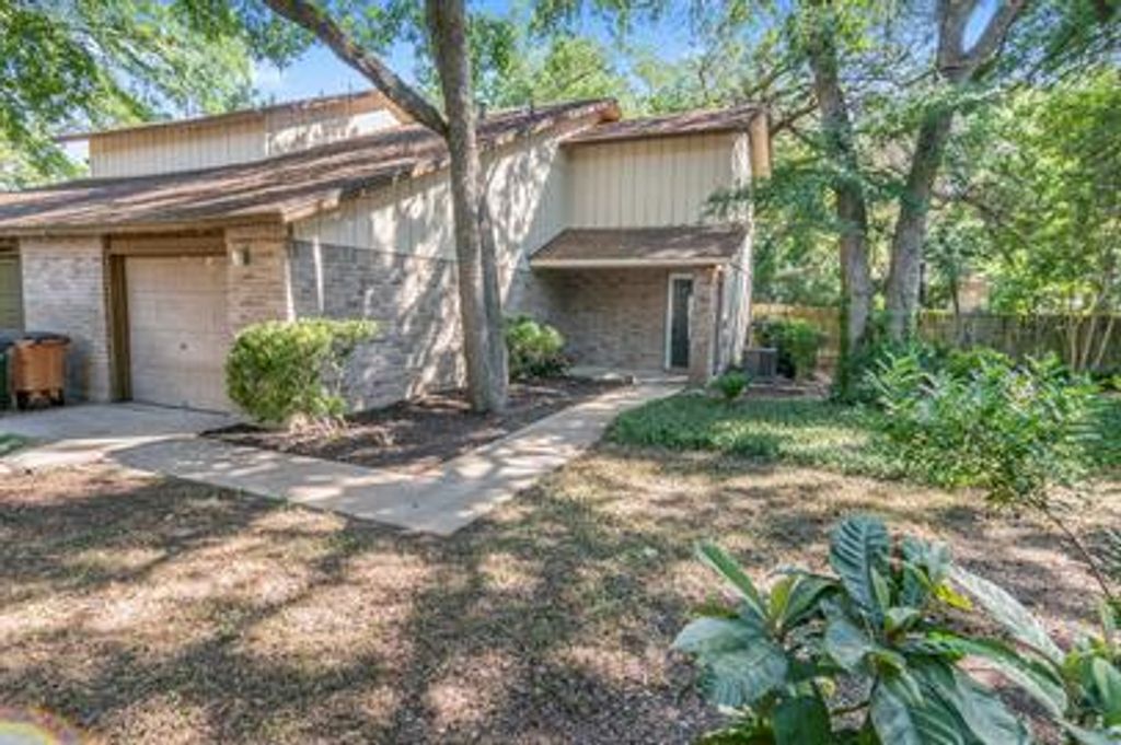 1506 Aquifer CV B, Austin, TX 78746