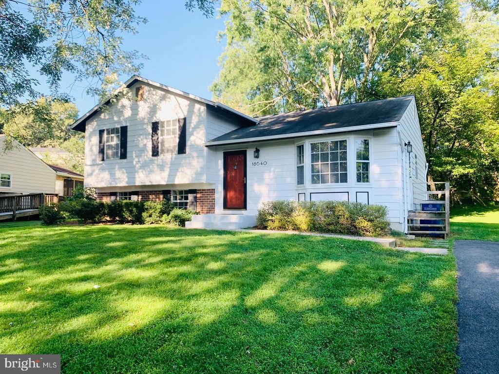 18640 BLUE VIOLET LN, Gaithersburg, MD 20879