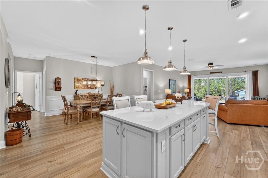 Image 21 of property listing at 575 Mandeville Drive, Richmond Hill, GA 31324