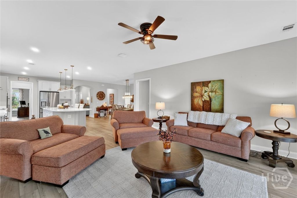 Image 27 of property listing at 575 Mandeville Drive, Richmond Hill, GA 31324