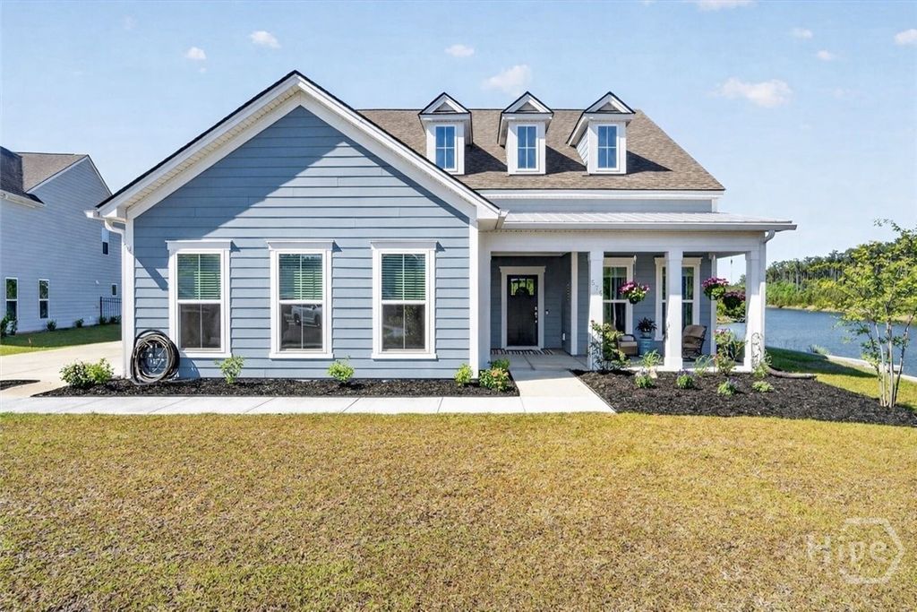 Image 3 of property listing at 575 Mandeville Drive, Richmond Hill, GA 31324