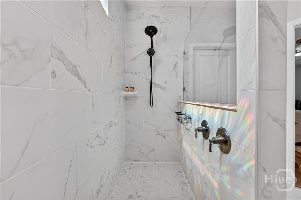 Image 35 of property listing at 575 Mandeville Drive, Richmond Hill, GA 31324