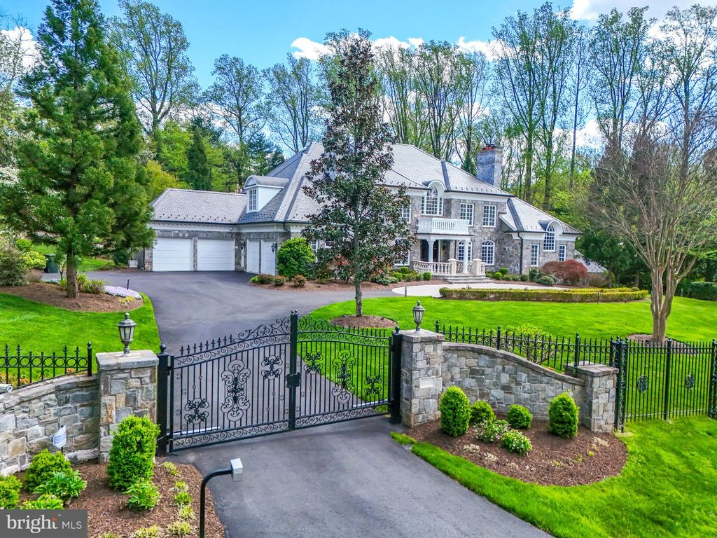 1221 MOTTROM DRIVE, Mclean, VA 22101