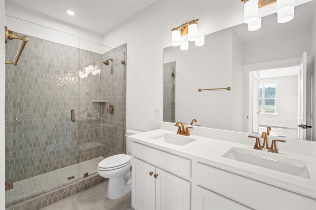 2072 Conductor Ln, Thompsons Station, TN 37179