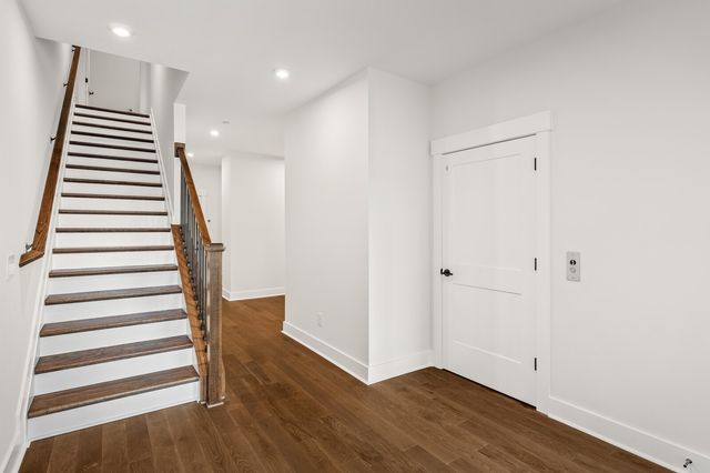 2072 Conductor Ln, Thompsons Station, TN 37179