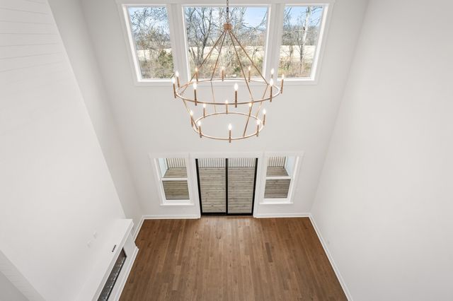 2072 Conductor Ln, Thompsons Station, TN 37179