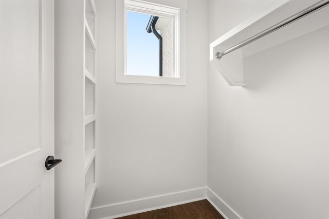 2072 Conductor Ln, Thompsons Station, TN 37179