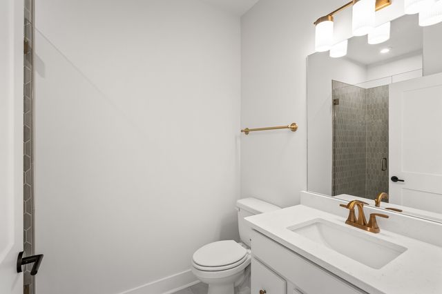 2072 Conductor Ln, Thompsons Station, TN 37179