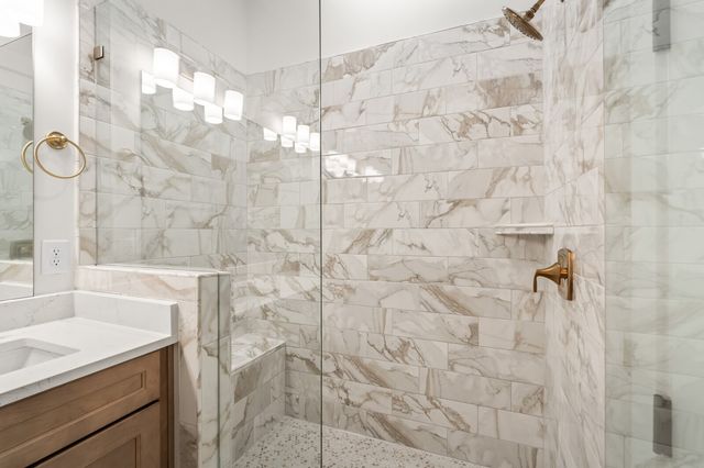 2072 Conductor Ln, Thompsons Station, TN 37179