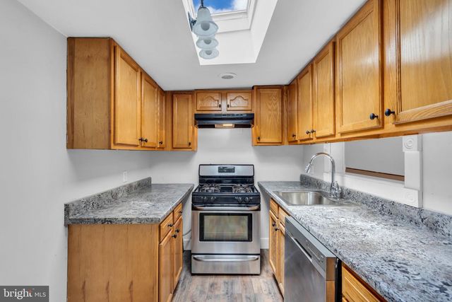 310 MARKET, Gloucester City, NJ 08030