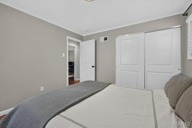 569 Saint Joseph Street, Florissant, MO 63031