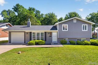 569 Saint Joseph Street, Florissant, MO 63031