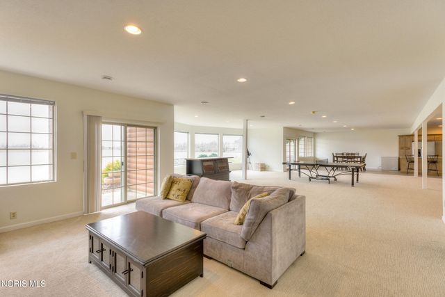 555 Molala Cove, Montpelier, OH 43543