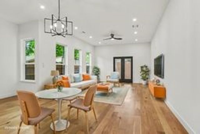2218 Bombay Avenue, Dallas, TX 75235