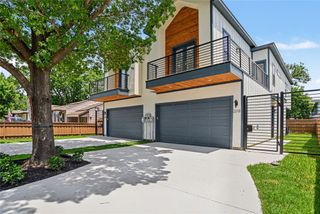 2218 Bombay Avenue, Dallas, TX 75235