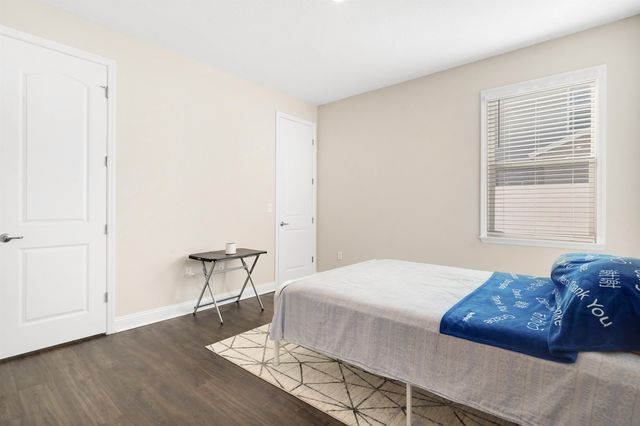 305 Ocean Jasper Dr, St Augustine, FL 32086