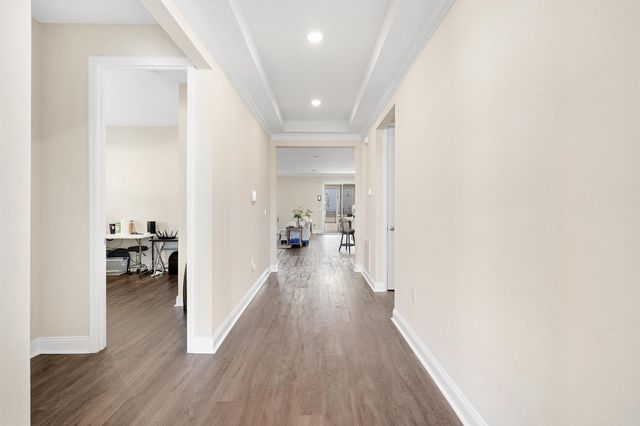 305 Ocean Jasper Dr, St Augustine, FL 32086