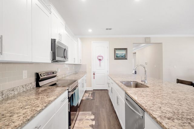 305 Ocean Jasper Dr, St Augustine, FL 32086