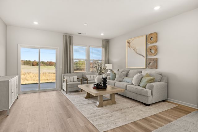 1022 Gleaning Court, Murfreesboro, TN 37127